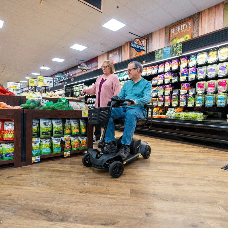 Go Go Elite Traveller 2 4-Wheel